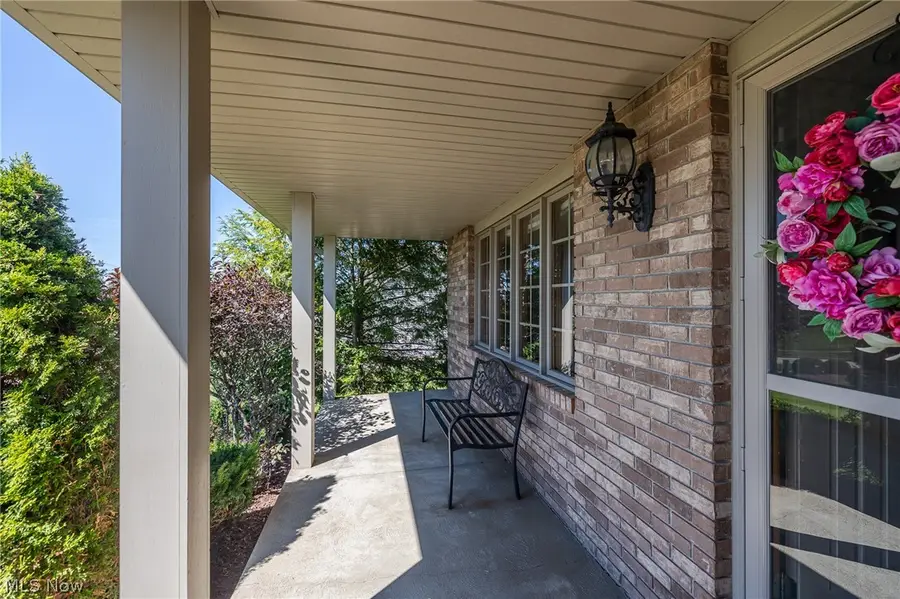 6656 Willow Lake Drive, North Royalton, OH 44133 - #2