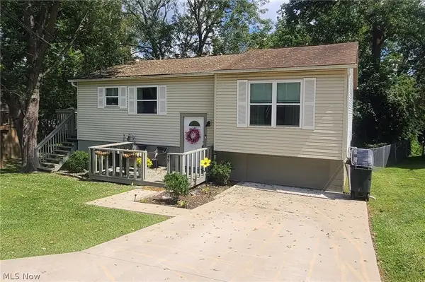 49 Colonel Phelps Drive, Parkersburg, WV 26104