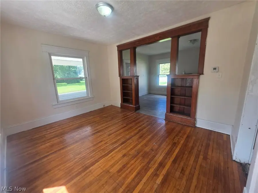 1226 Shriver Ne Avenue, Canton, OH 44705 - #2