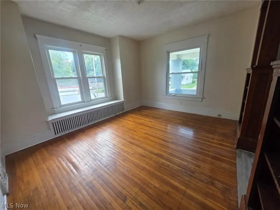 1226 Shriver Ne Avenue, Canton, OH 44705 - #3