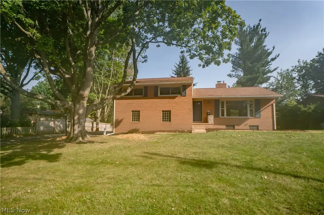 615 Summit Se Street, North Canton, OH 44720 - #1