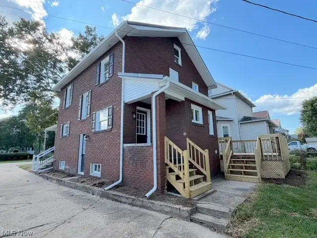 909 N Walnut Street, Dover, OH 44622 - #2