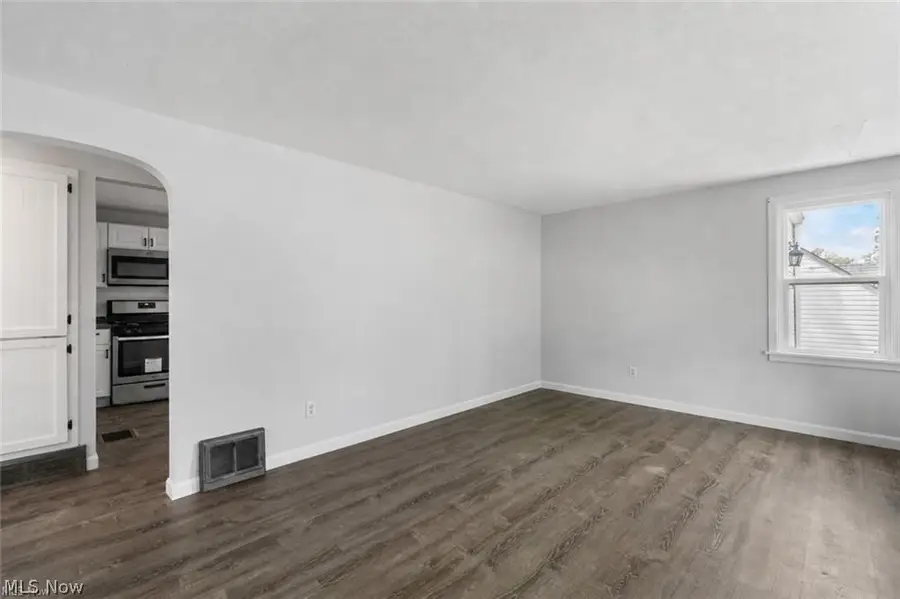 1514 37th Nw Street, Canton, OH 44709 - #2