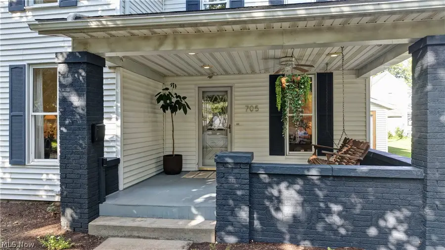 705 N Walnut Street, Dover, OH 44622 - #3