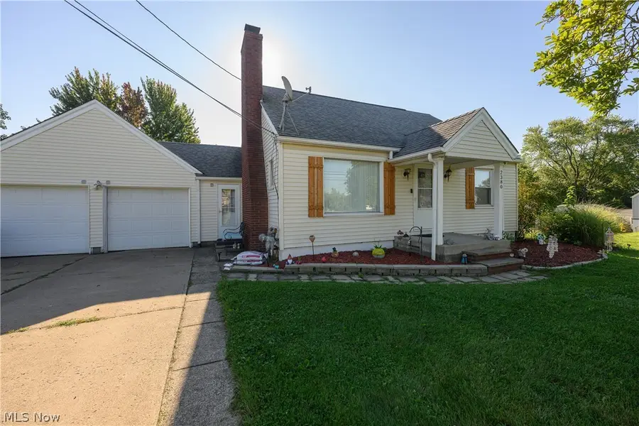 2380 Perry Sw Drive, Canton, OH 44706 - #2