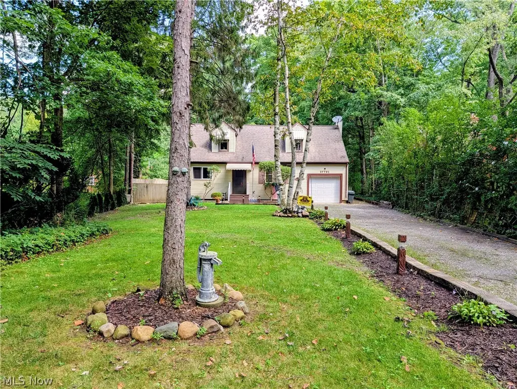 37761 Milann Drive, Willoughby Hills, OH 44094 - #1
