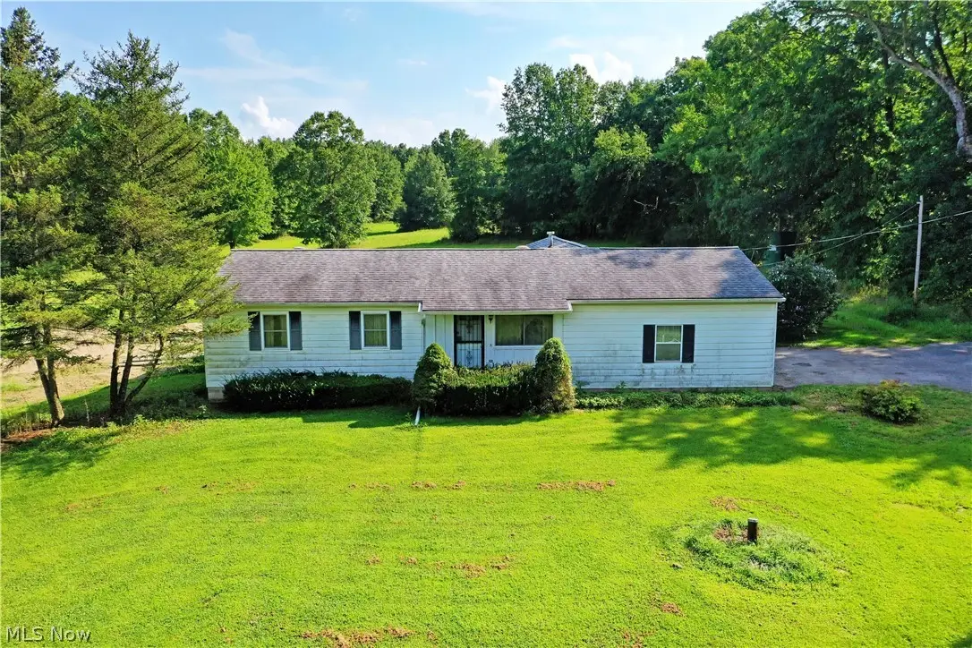 17285 Mock Road, Berlin Center, OH 44401 - #1