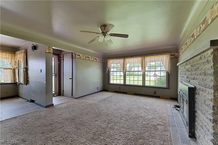 5349 Middletown E Road, New Middletown, OH 44442 - #3