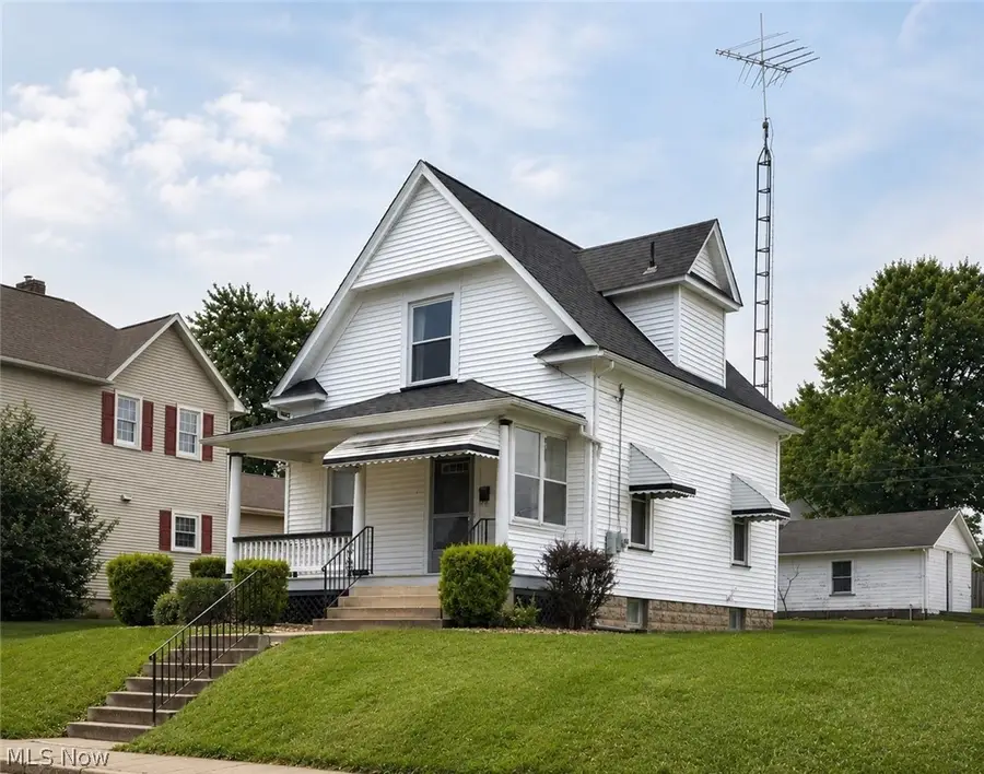 287 W North Avenue, East Palestine, OH 44413 - #3
