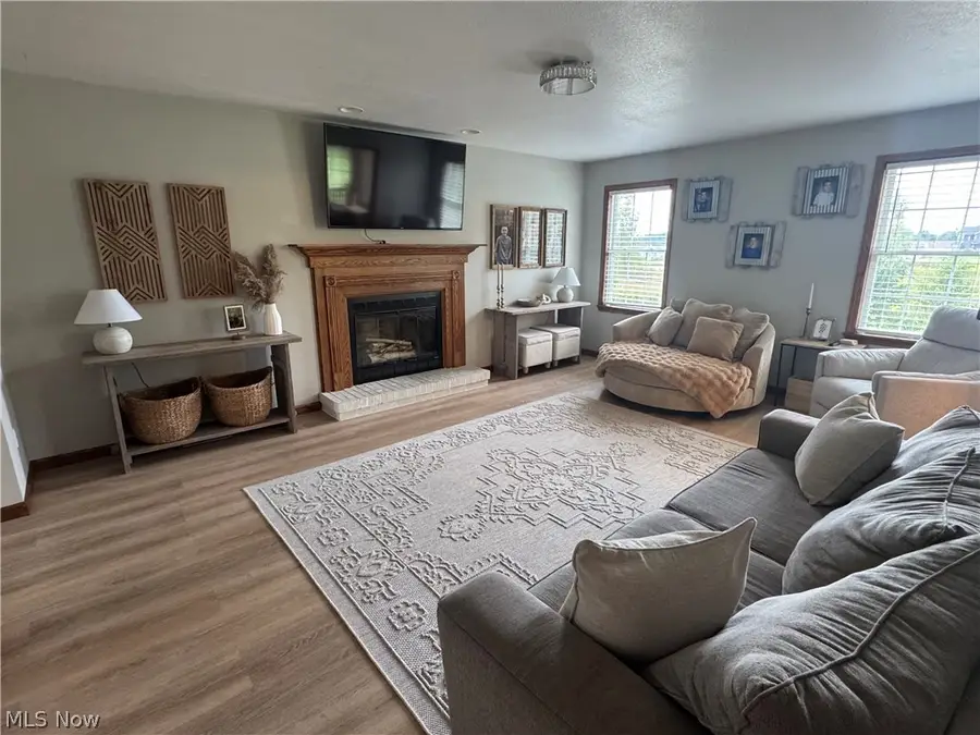 4201 W Candy Apple Court, New Middletown, OH 44442 - #3