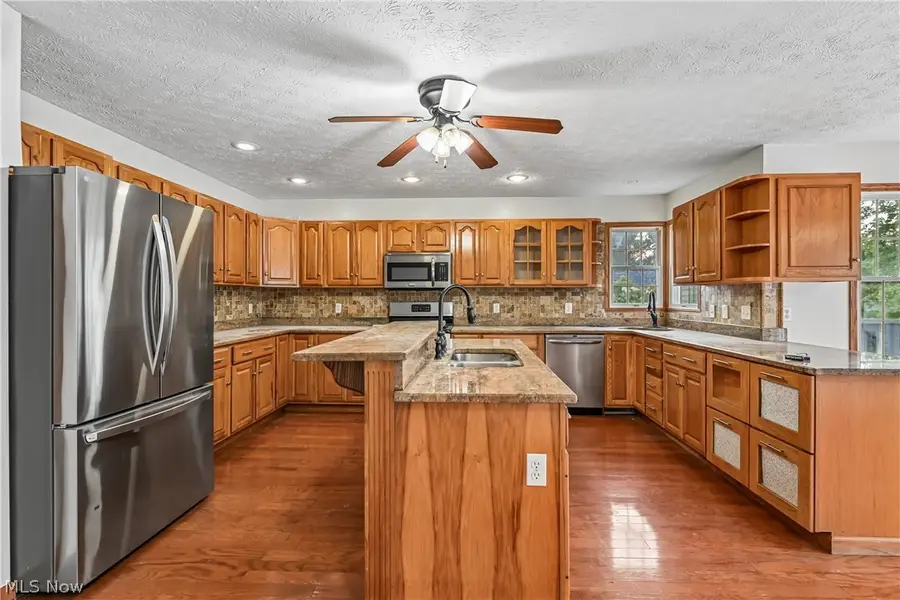2145 Overland Ne Avenue, Warren, OH 44483 - #2