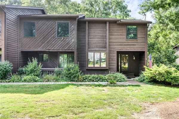 4468 Devonshire Drive #c, Youngstown, OH 44512