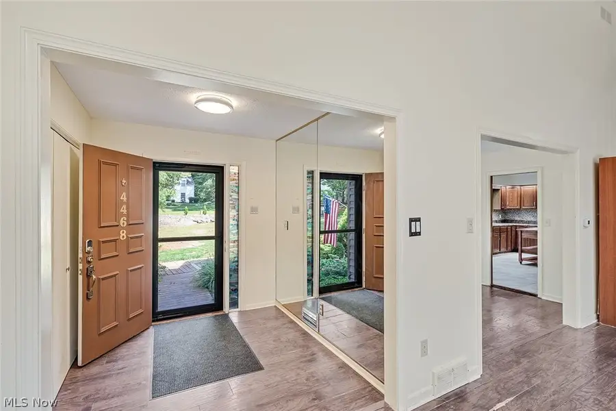 4468 Devonshire Drive #c, Youngstown, OH 44512 - #2