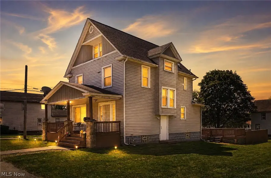 702 Washington Avenue, Girard, OH 44420 - #3