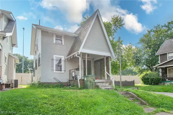 800 Halter Nw Court, Canton, OH 44708