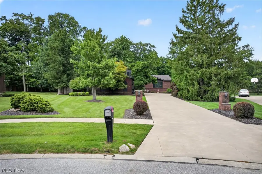 9961 Cedarwood Drive, North Royalton, OH 44133 - #2