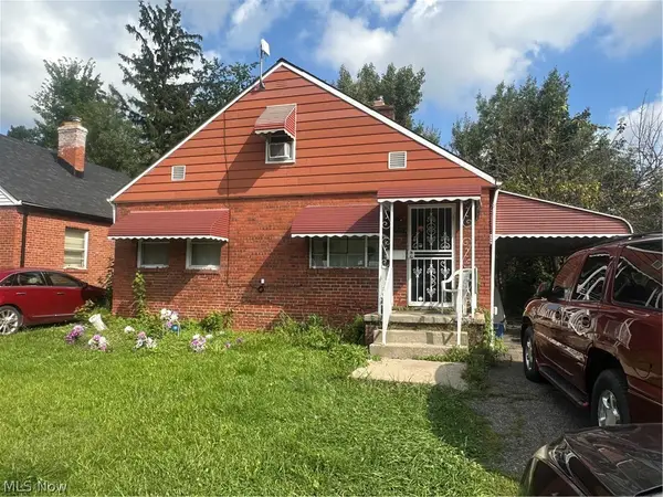17015 Palda Drive, Cleveland, OH 44128