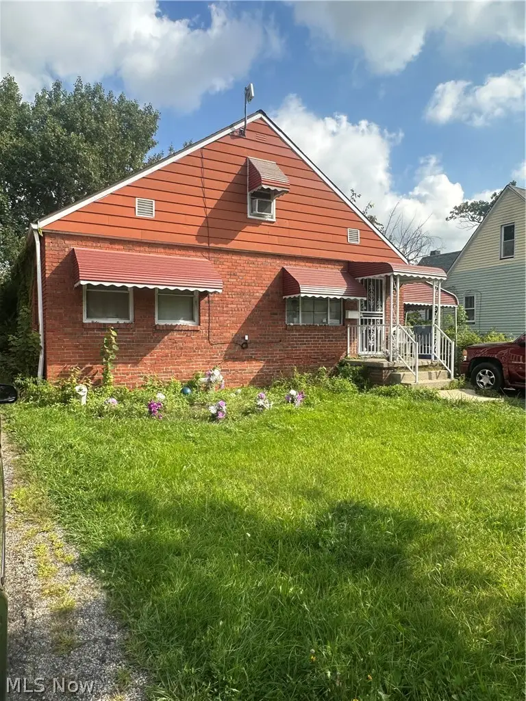 17015 Palda Drive, Cleveland, OH 44128 - #2