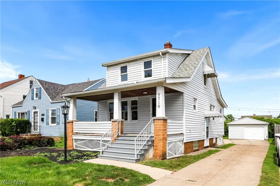 5710 Laverne Avenue, Parma, OH 44129 - #2