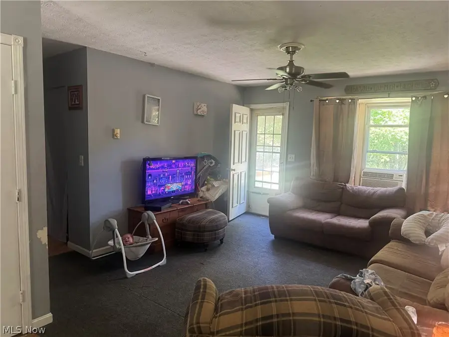 4647 Painesville Warren Road, West Farmington, OH 44491 - #2