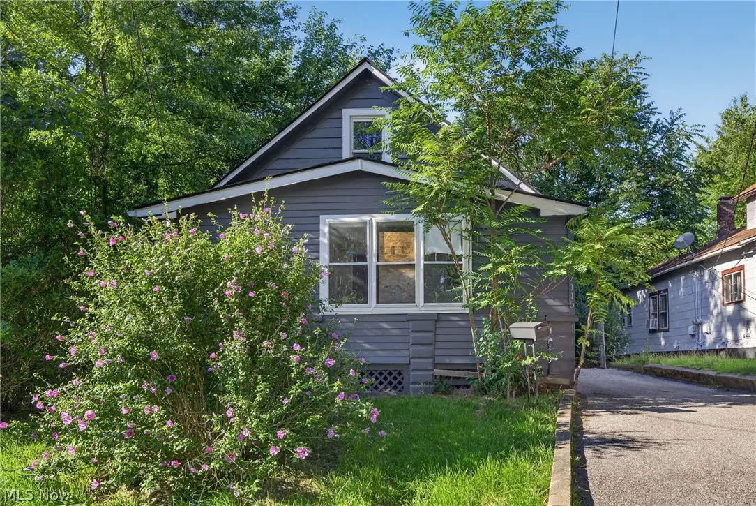 7115 Park Avenue, Cleveland, OH 44105 - #1