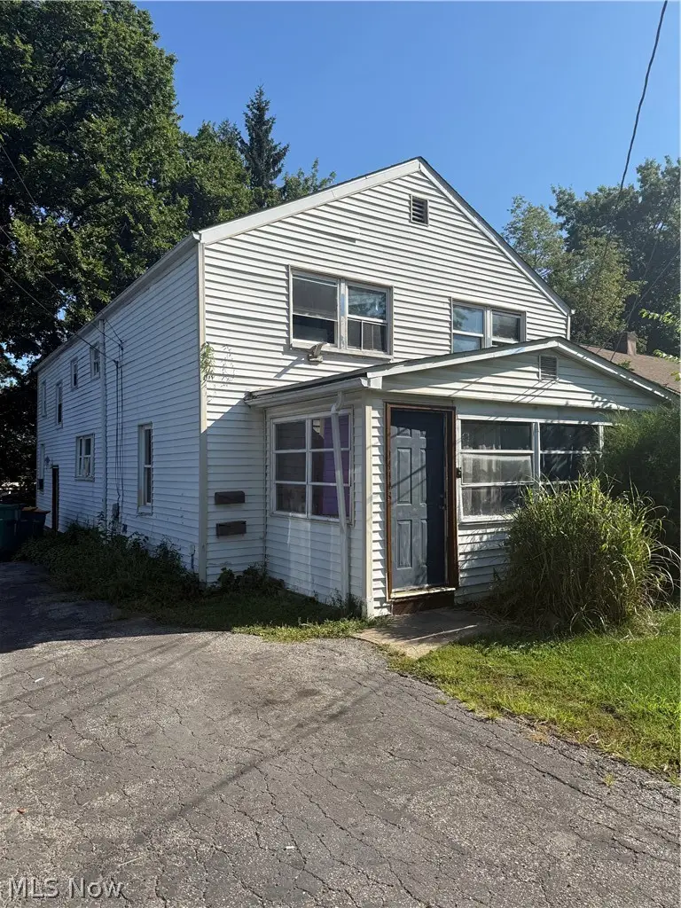 14113 Maple Avenue, Maple Heights, OH 44137 - #2