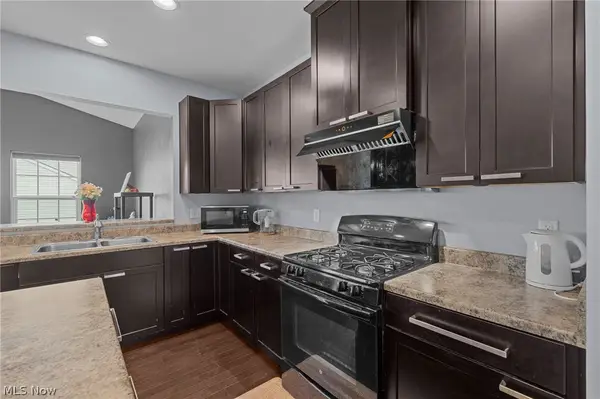 9837 Gabriels Way, Concord Twp, OH 44060