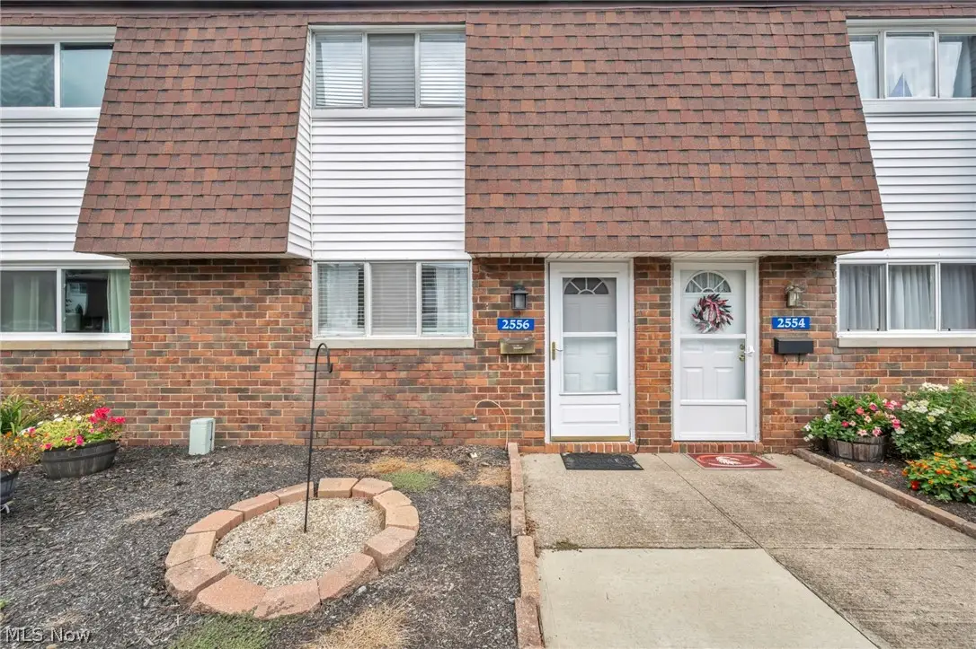 2556 Shakespeare Lane, Avon, OH 44011 - #1