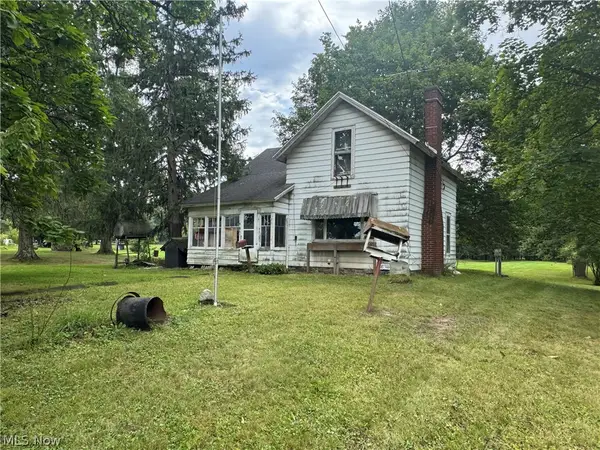2716 E Water Street, Rock Creek, OH 44084