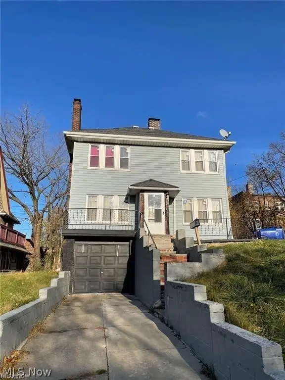 1815 Grantham Road, Cleveland, OH 44112