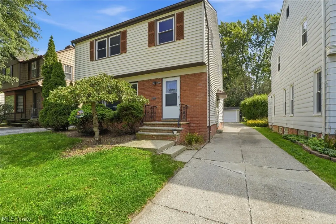 4306 Groveland Road, University Heights, OH 44118 - #1