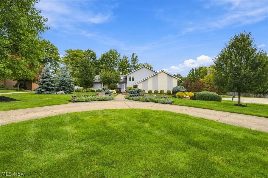 6709 Grandview Drive, Independence, OH 44131 - #3