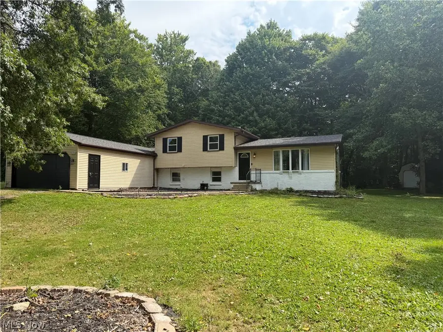 1950 Woodland Drive, Columbiana, OH 44408 - #2