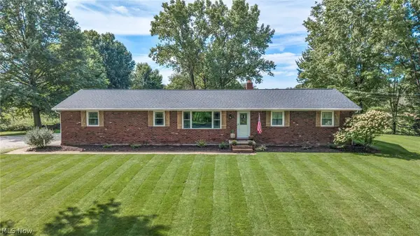 6934 Center Ne Street, Hartville, OH 44632