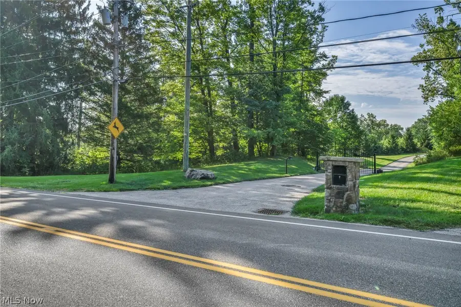 6610 E Wallings Road, Brecksville, OH 44141 - #3