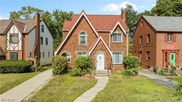 1254 Castleton Road, Cleveland Heights, OH 44121