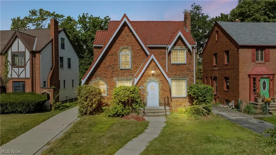 1254 Castleton Road, Cleveland Heights, OH 44121 - #3