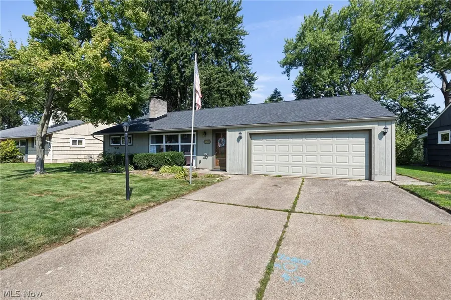 360 Pattie Drive, Berea, OH 44017 - #2