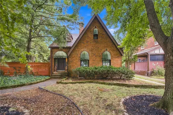 4503 W 221st Street, Fairview Park, OH 44126