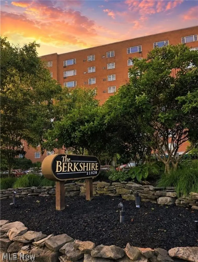 11820 Edgewater Drive #602, Lakewood, OH 44107 - #1