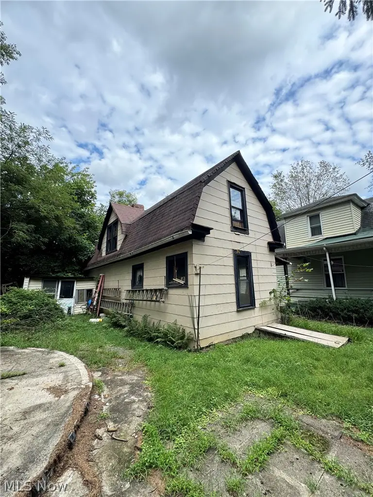 509 Columbus Avenue, Martins Ferry, OH 43935 - #1