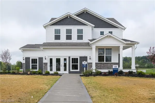 111 Country Meadow Lane, Wadsworth, OH 44281