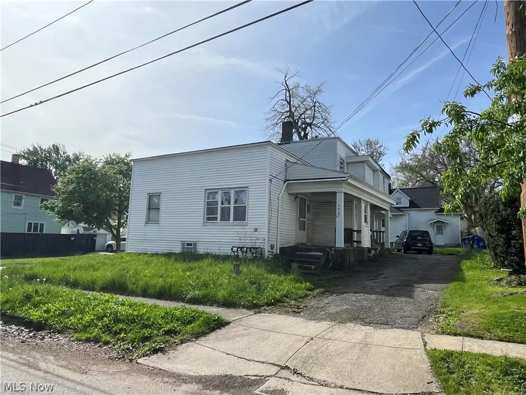 4500 W 39th Street, Cleveland, OH 44109 - #1