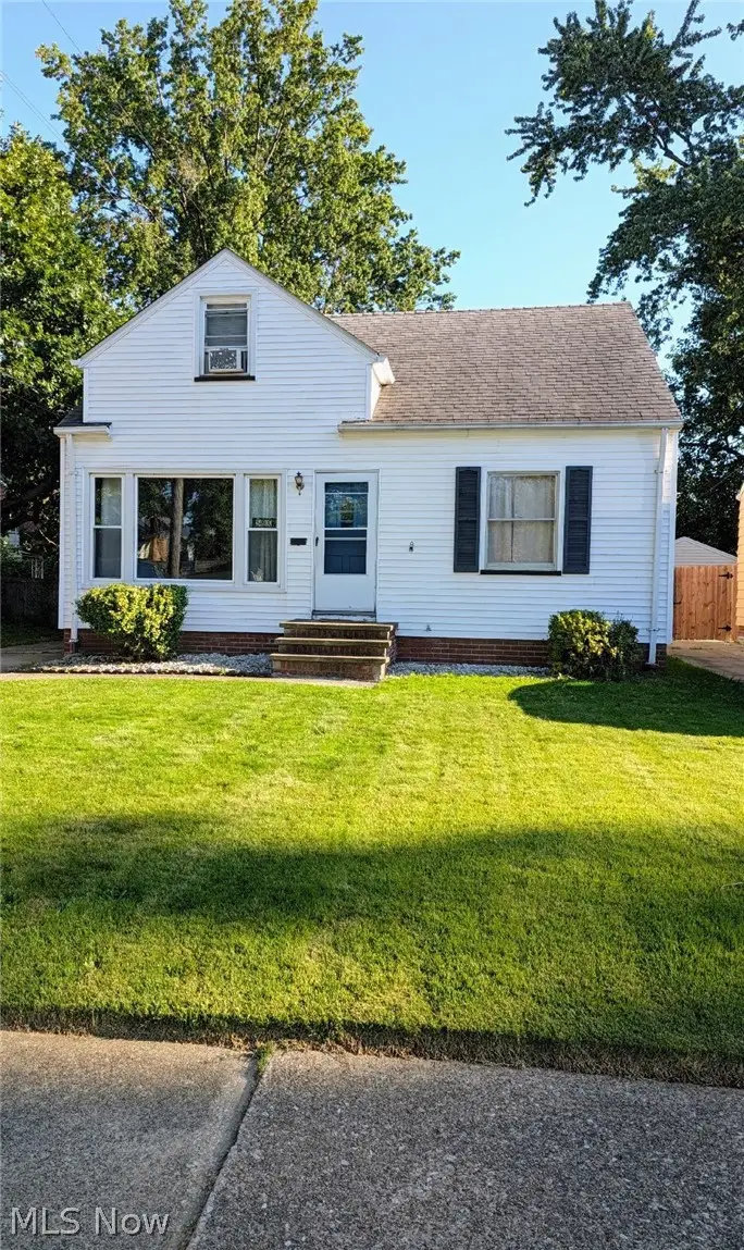24900 Zeman Avenue, Euclid, OH 44123 - #1