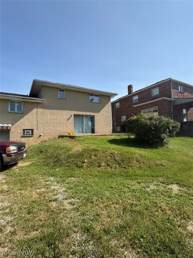3462 Pennslyvania, Weirton, WV 26062 - #3