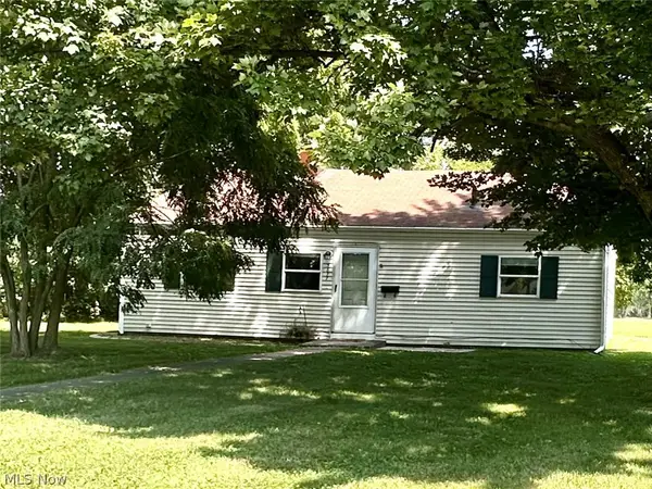 3877 Tacoma Avenue, Lorain, OH 44055