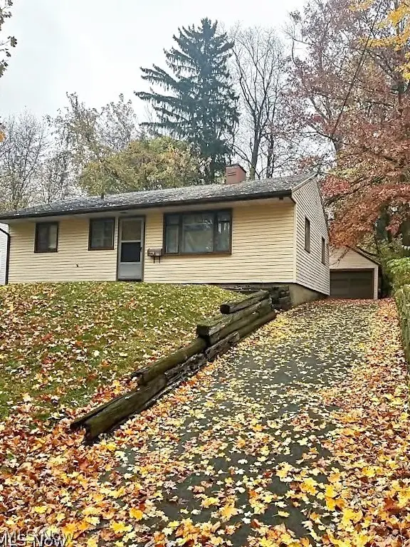 919 Kickapoo Avenue, Akron, OH 44305 - #1
