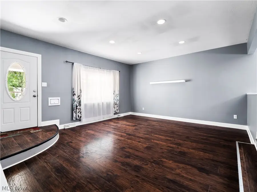 19506 Marwood Avenue, Cleveland, OH 44135 - #3