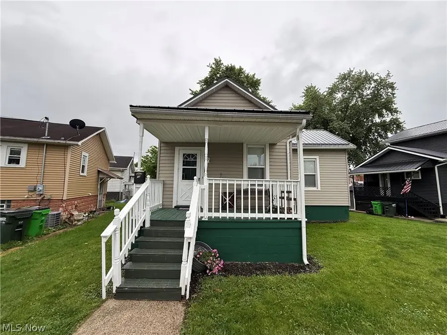 208 W 1st Street, Uhrichsville, OH 44683 - #2