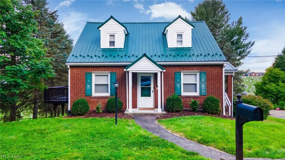 122 W Belleview Drive, Weirton, WV 26062 - #1